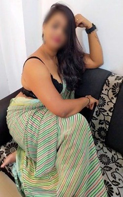 lalita Independent Housewife escorts in Pune